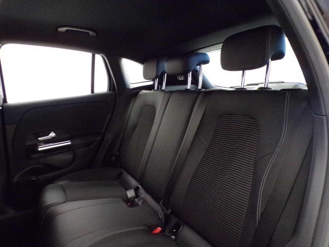 Mercedes GLA GLA 200 D Sport Plus 4Matic 8G-DCT - 13