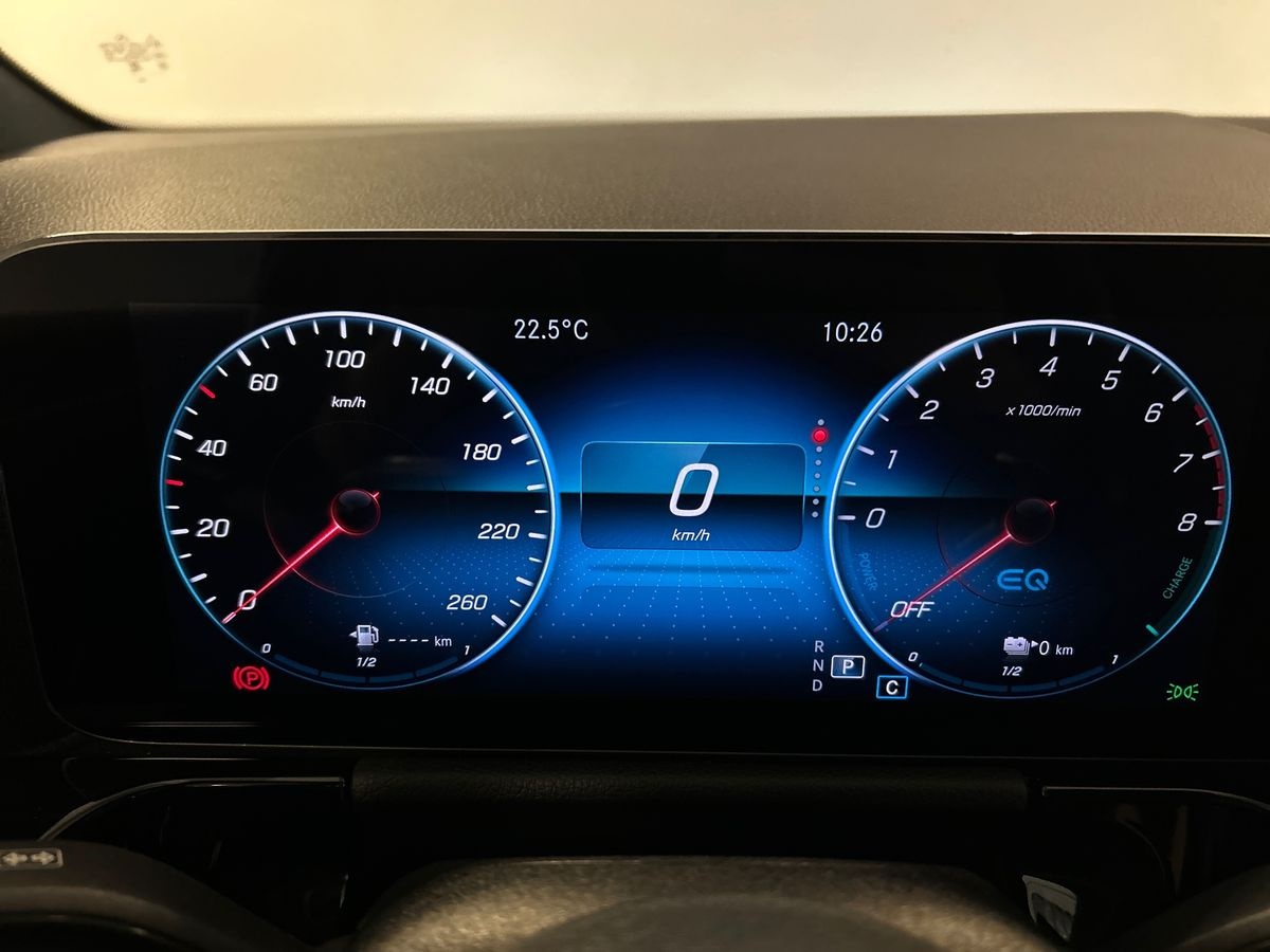 Mercedes GLA GLA 250 e Plug in hybrid (e EQ-POWER) Premium Speedshift DCT AMG 8G - 13