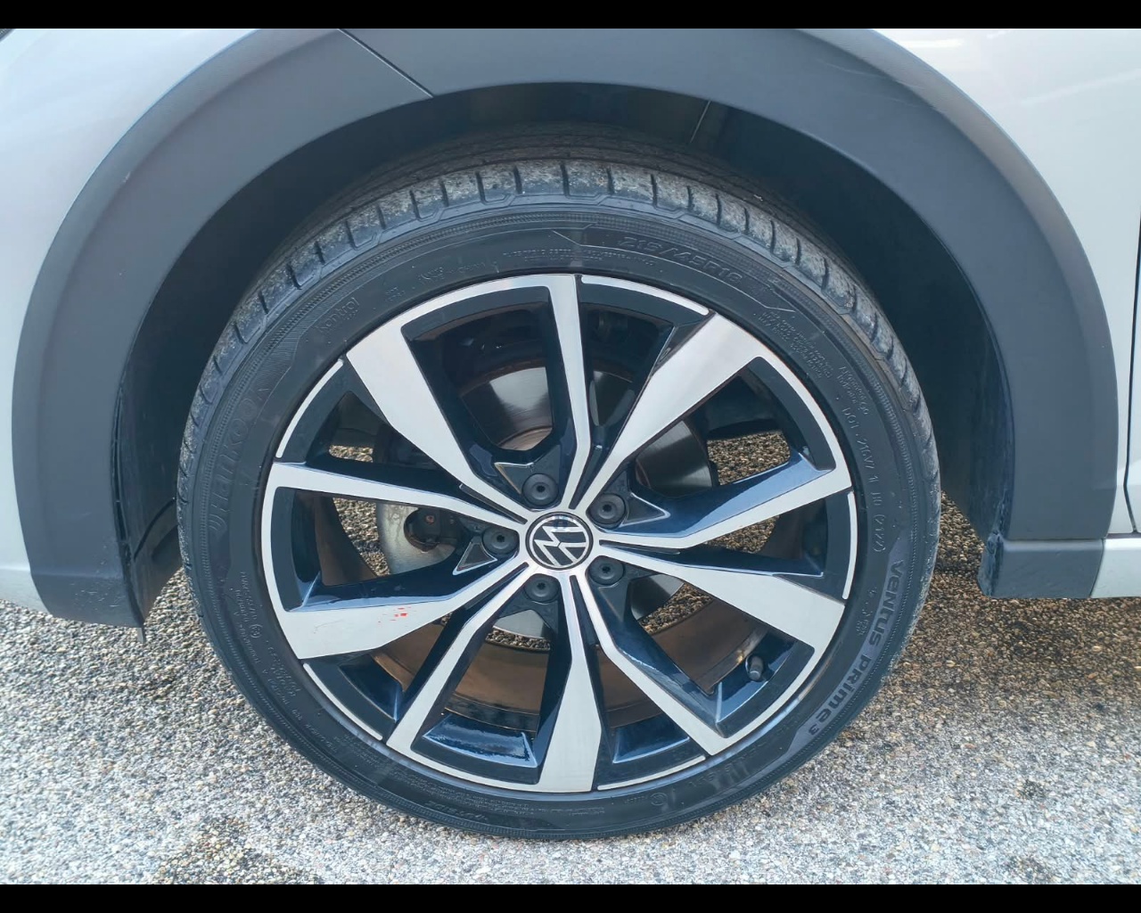 Foto VOLKSWAGEN Taigo 1.0 tsi R-Line 110cv