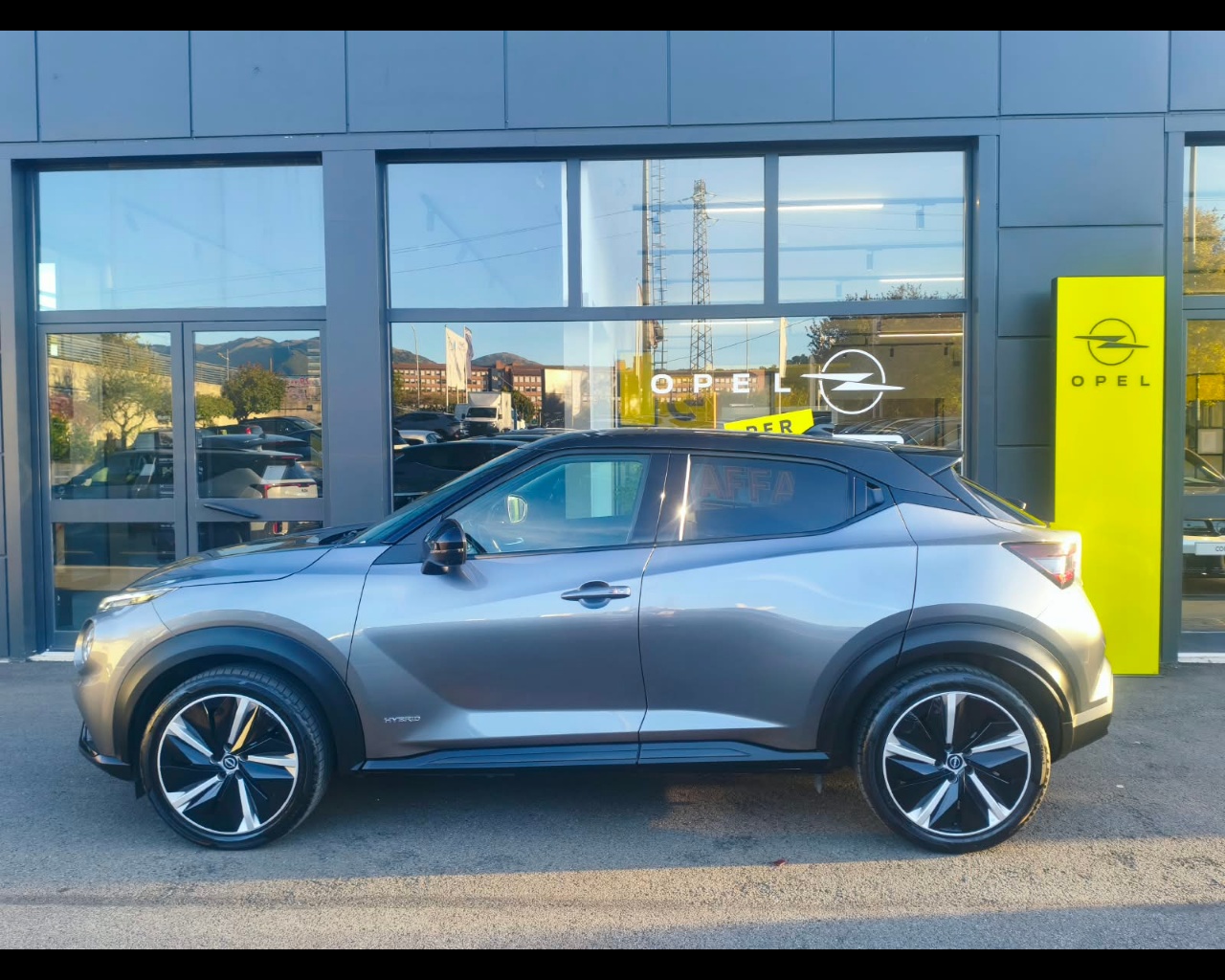Foto NISSAN Juke 1.6 hev N-Design