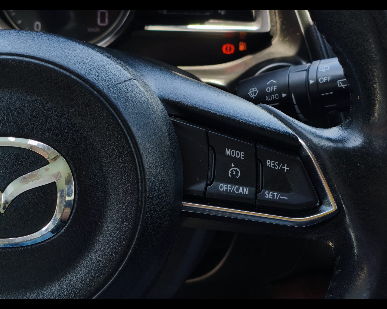 Foto MAZDA CX-3 1.5d Luxury edition 2wd 105cv