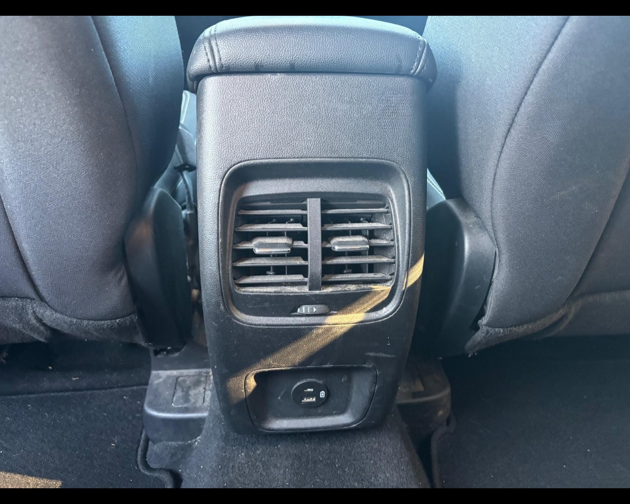 Foto FORD Kuga 1.5 ecoblue Titanium 2wd 120cv