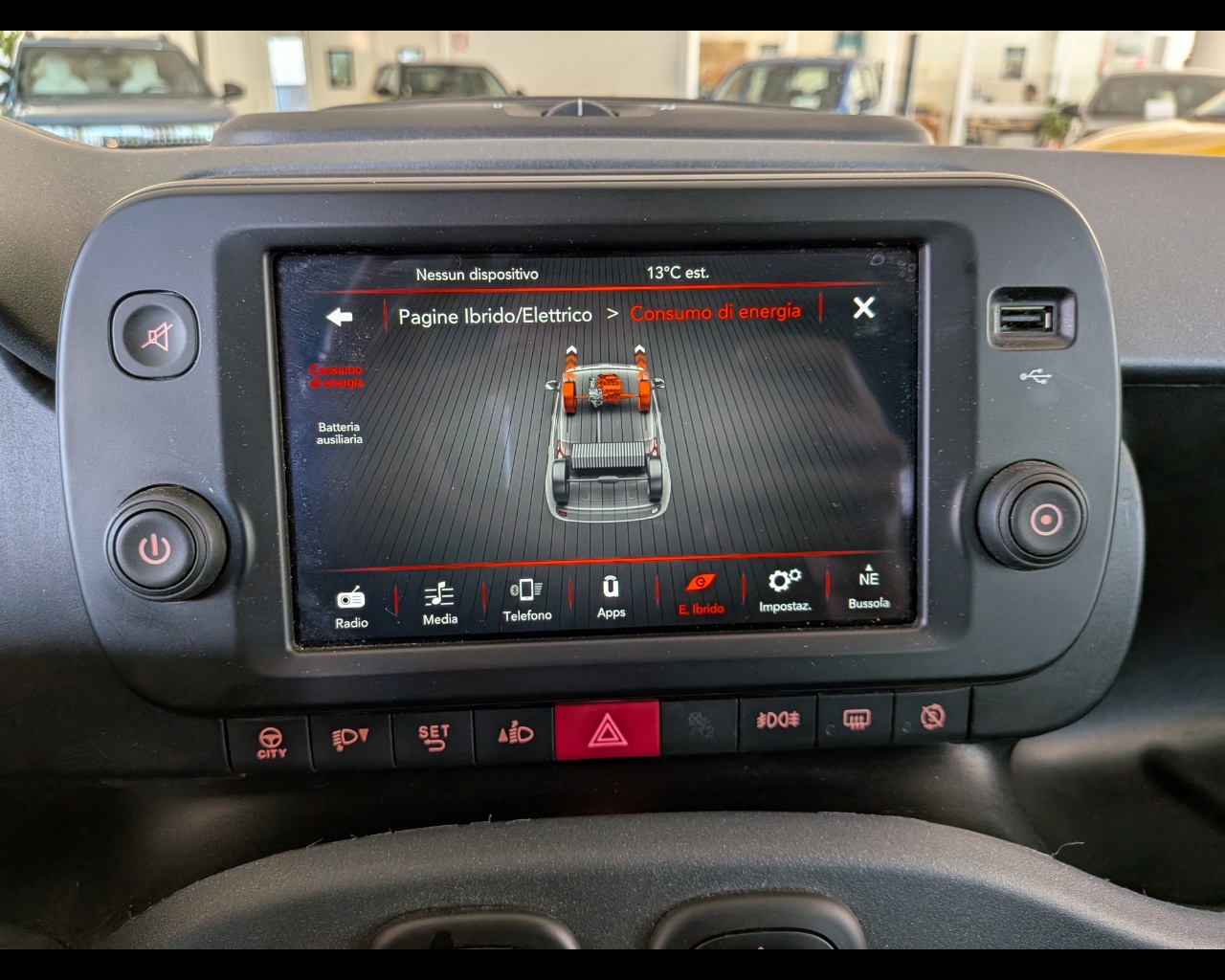 Foto FIAT Panda 1.0 firefly hybrid Cross s&s 70cv 5p.ti