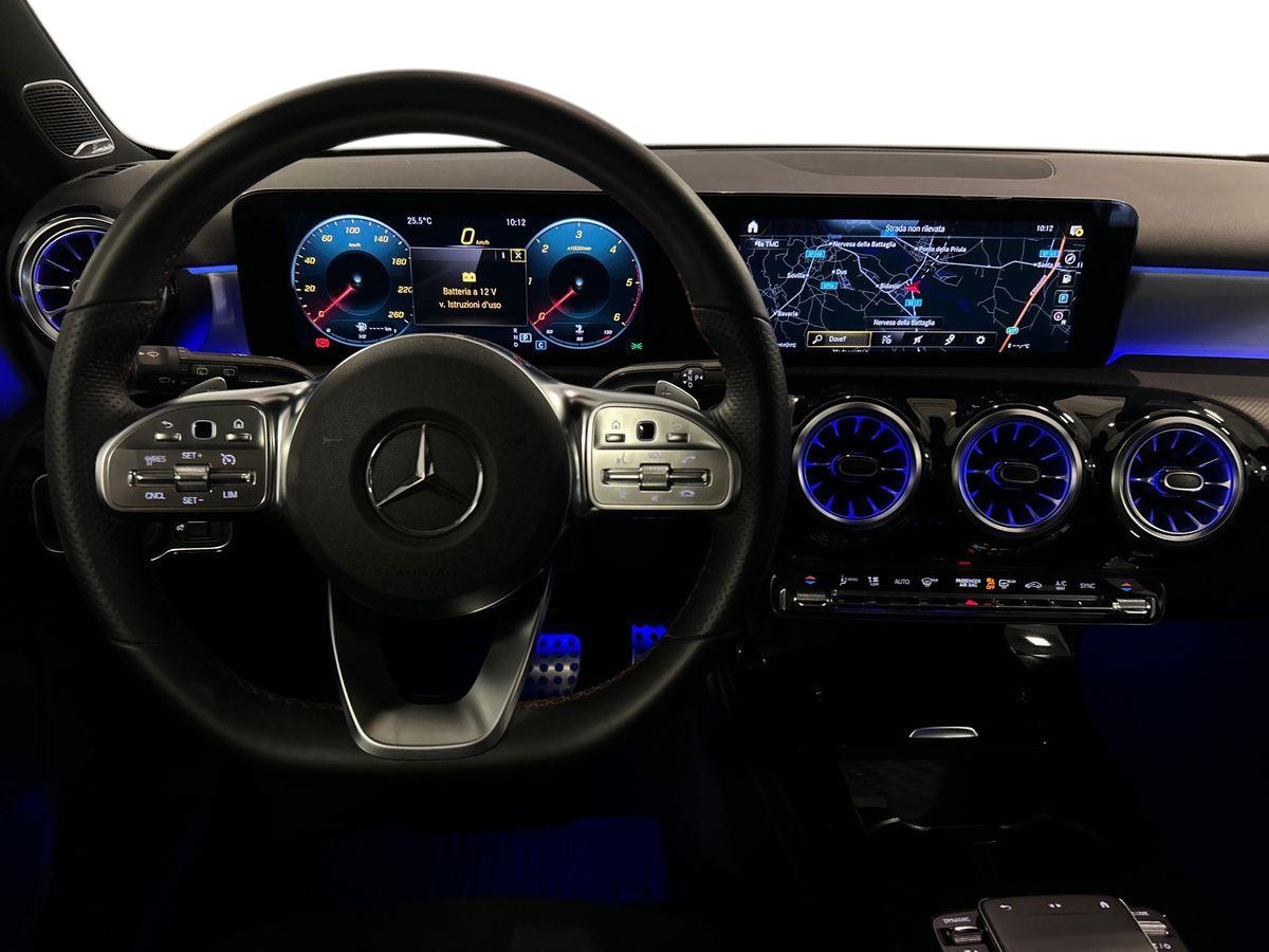 Mercedes Classe A Classe A 200 D Premium Night edition 8G-DCT - 11