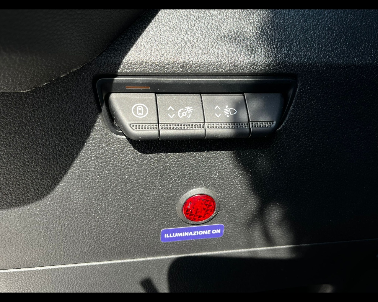 Foto NISSAN INTERSTAR CC H1L3P3 35Q 150CV EVIE MITTAS CABINA SINGOLA