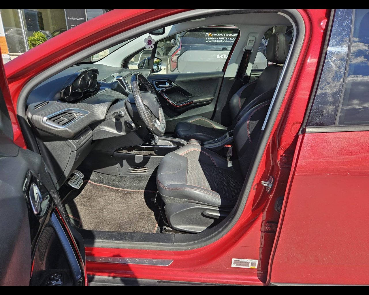 Foto PEUGEOT 2008 1.2 puretech t Gt Line s&s 110cv eat6
