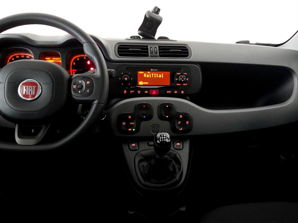 FIAT Panda 1.0 firefly hybrid City Life s&s 70cv Ibrida usato - 10
