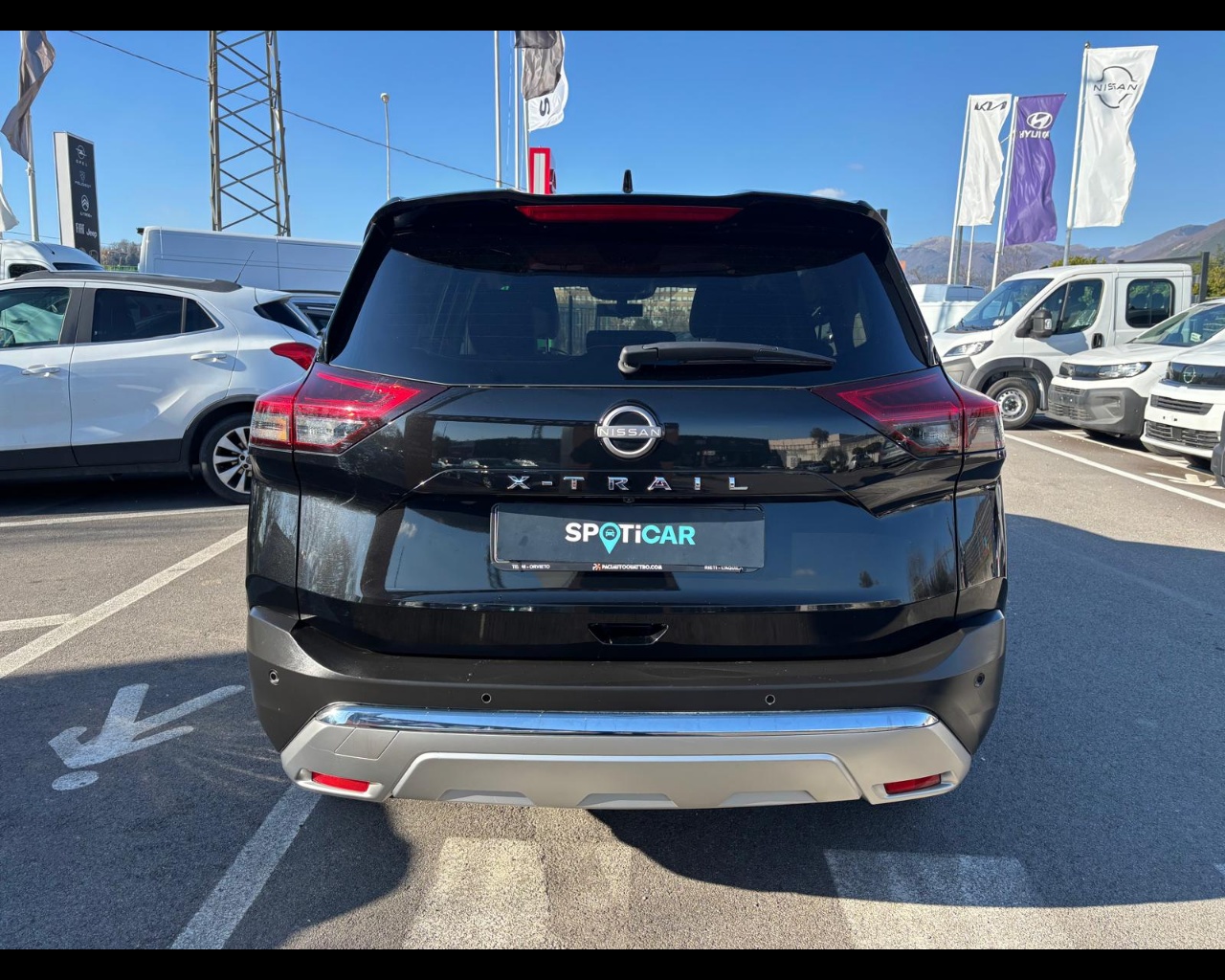 Foto NISSAN X-Trail TEKNA 2WD