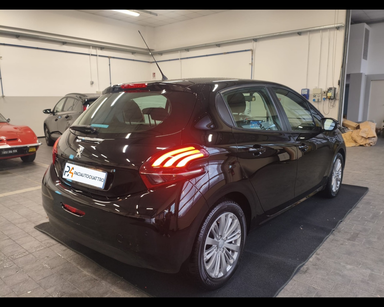 Foto PEUGEOT 208 5p 1.2 puretech Access 82cv