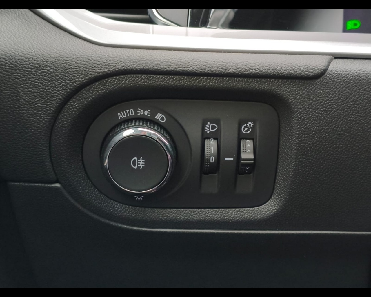 Foto OPEL Grandland 1.2 GS s&s 130cv