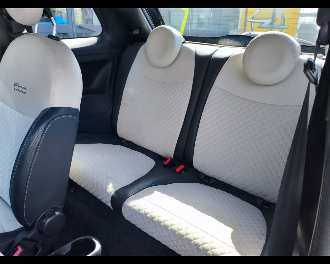 Foto FIAT 500 1.0 hybrid Dolcevita 70cv