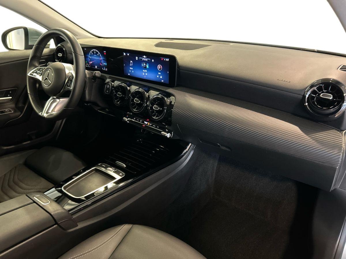 Mercedes Classe A Classe A 180 D Advanced Speedshift DCT AMG 8G - 15