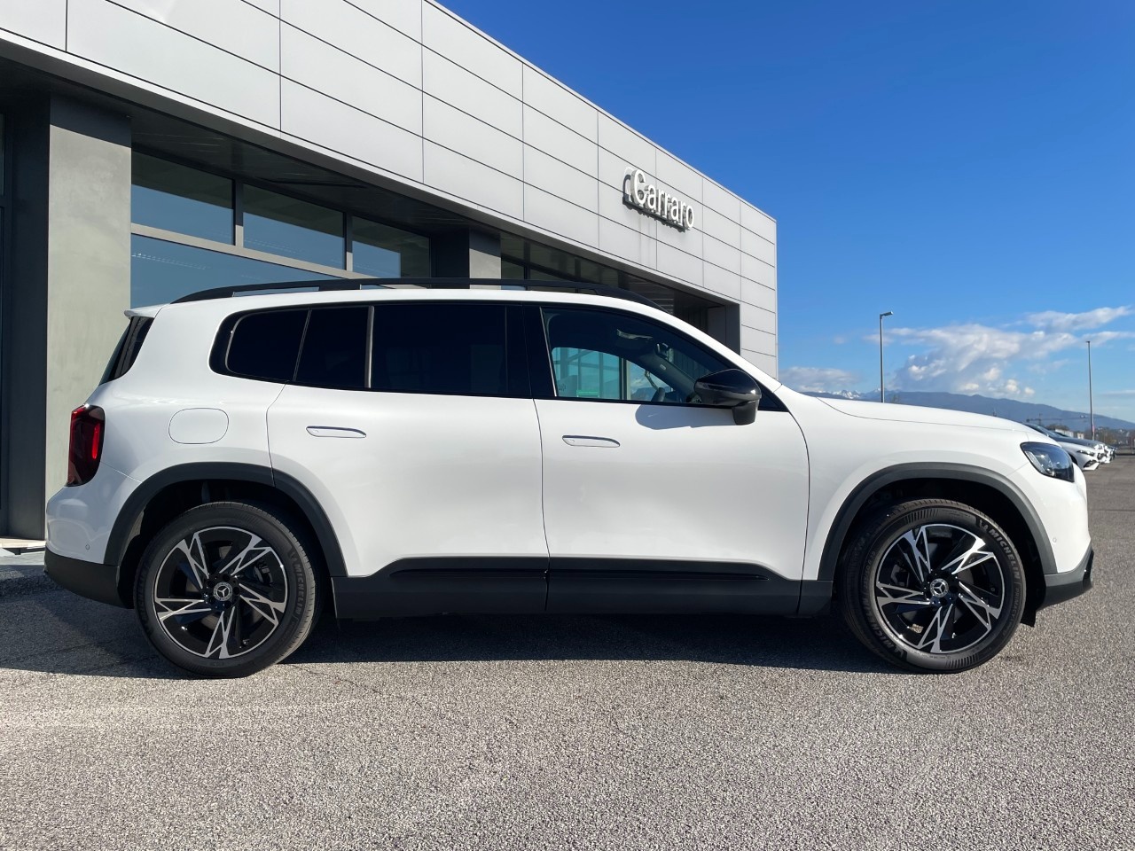 Mercedes GLB Elettrica GLB 250+ con tecnologia EQ Advanced Plus - 8