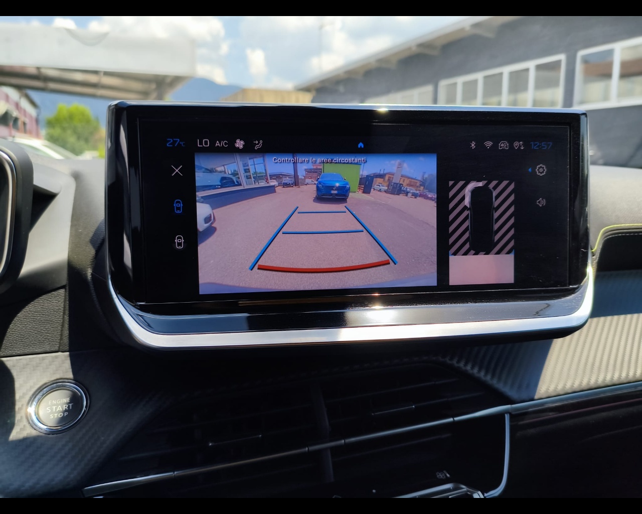 Foto PEUGEOT 2008 54 kWh GT
