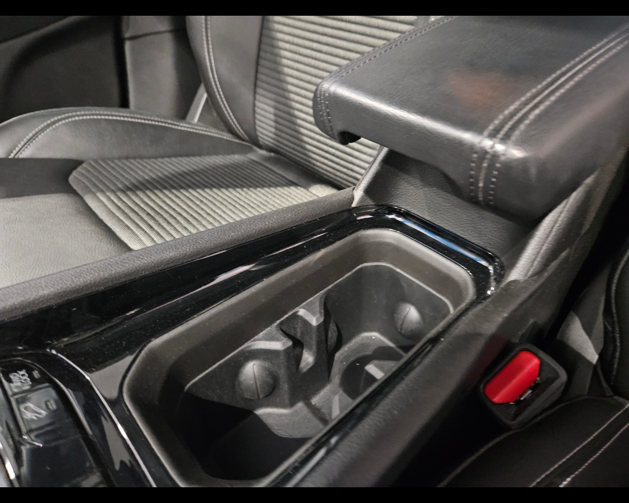 JEEP Compass Plug-In Hybrid My23 Limited 1.3 Turbo T4 Phev 4xe At6 190cv E6.4 Ibrida usato - 21