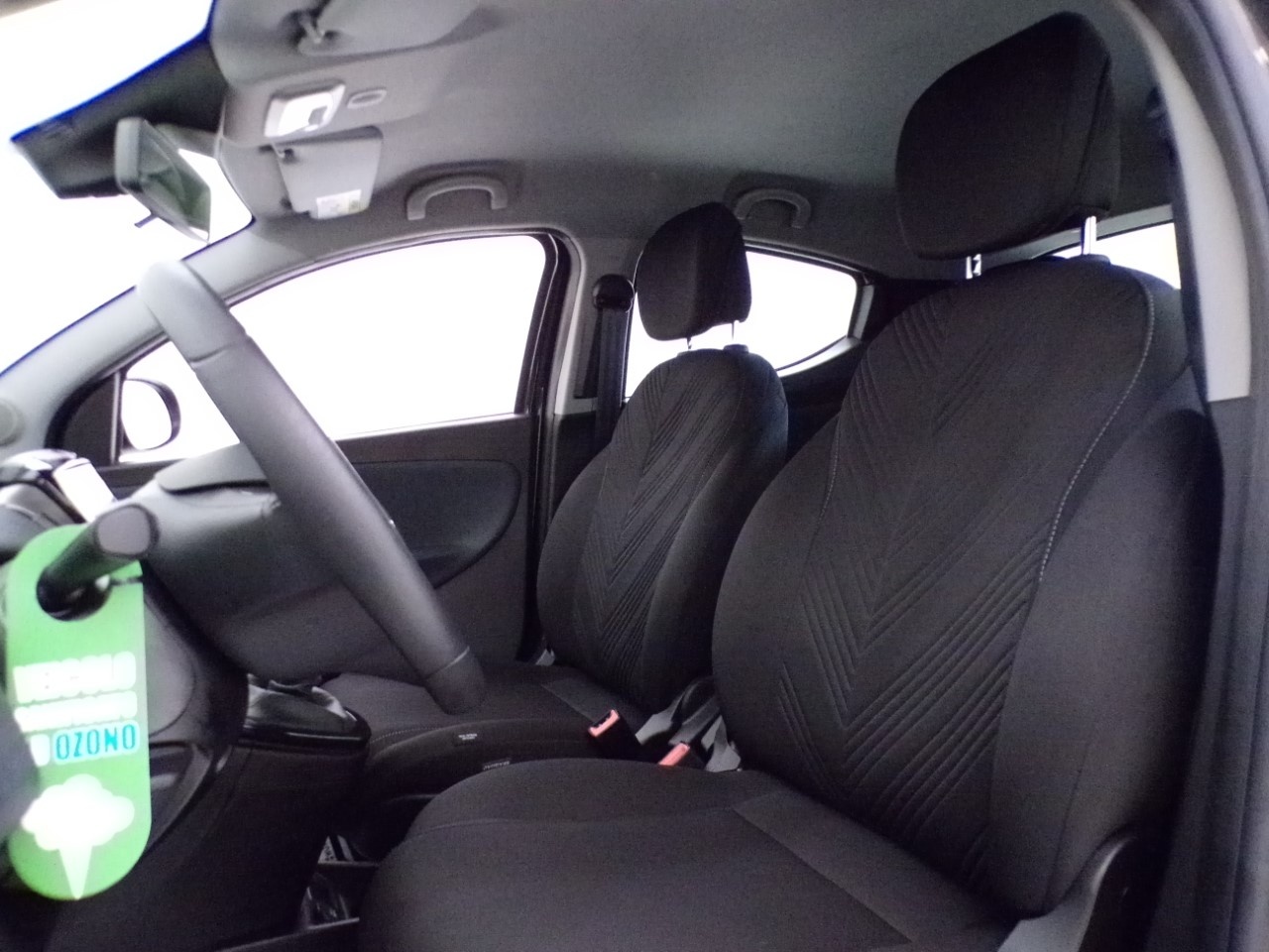 Lancia Ypsilon Ypsilon 5 Porte 1.0 FireFly Hybrid 70cv Silver - 12
