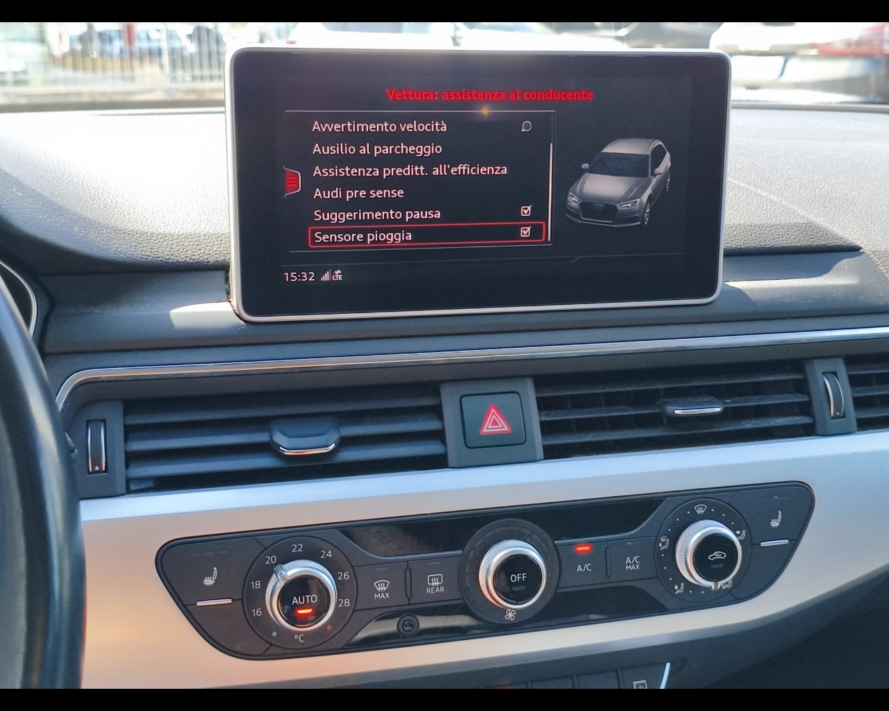 Foto AUDI A4 Avant 2.0 tdi Business Sport 150cv s-tronic