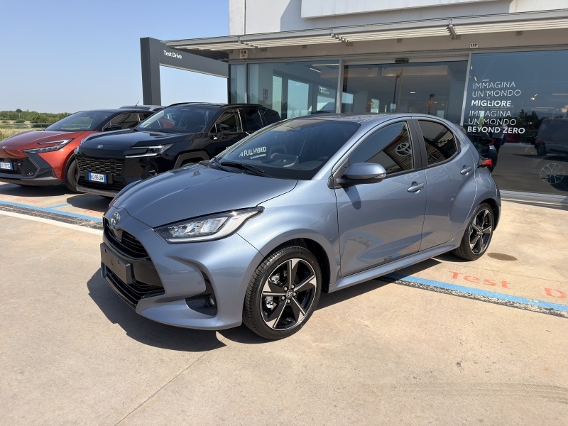 Foto veicolo TOYOTA YARIS 1.0-1.3-TS-D4D Yaris 1.5h 130 Premium Elettrica/Benzina