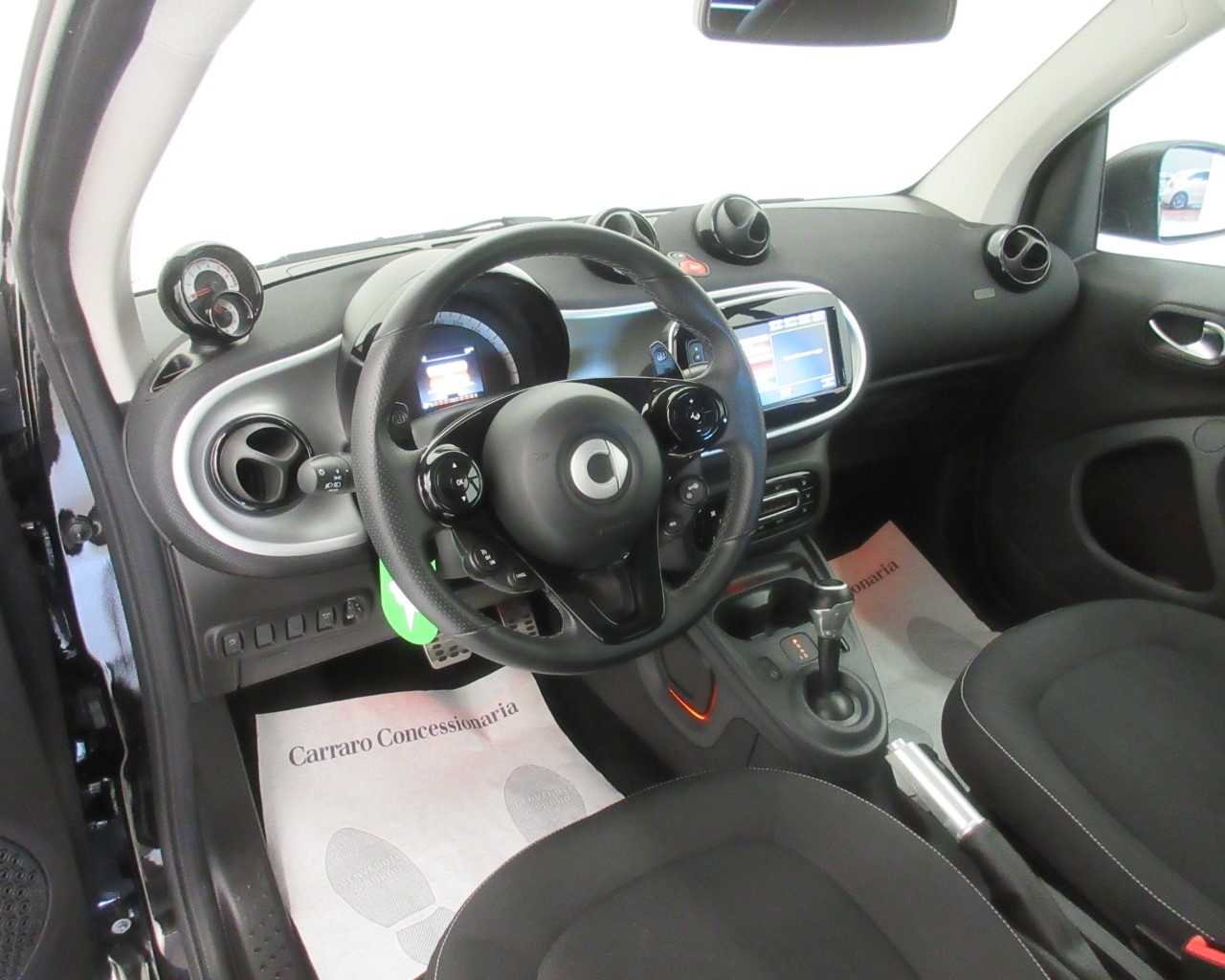 smart fortwo Fortwo 0,9 t Urbanrunner 90cv twinamic BlackSilver edition - 9