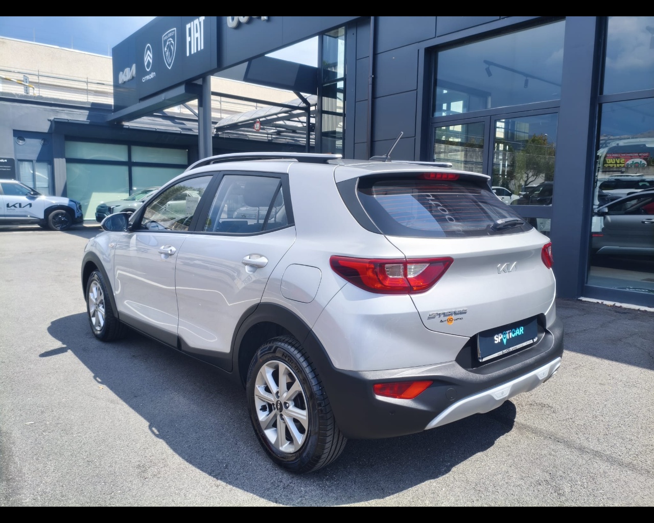 Foto KIA Stonic 1.2 dpi Urban s/Smart Pack gpl 82cv