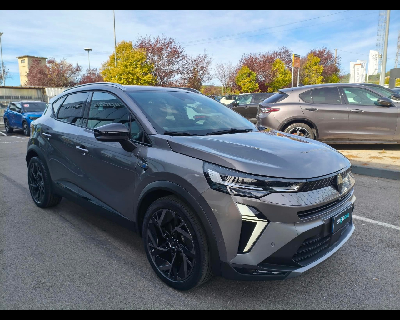 Foto RENAULT Captur 1.8 full hybrid E-Tech Esprit Alpine 160cv auto