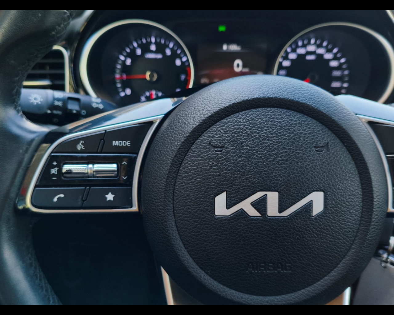 Foto KIA XCeed 1.0 tgdi Gpl Business 117cv mt