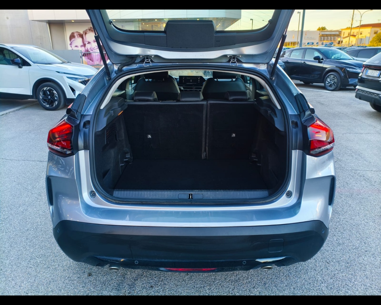 Foto CITROEN C4 1.2 puretech Plus s&s 130cv