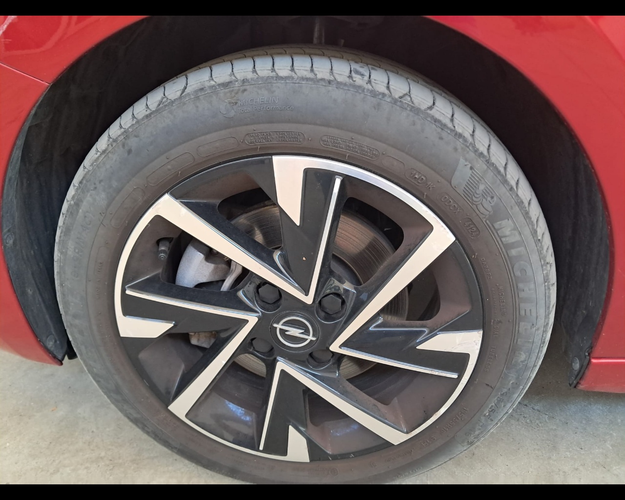 Foto OPEL Corsa 1.2 hybrid GS 100cv dct6