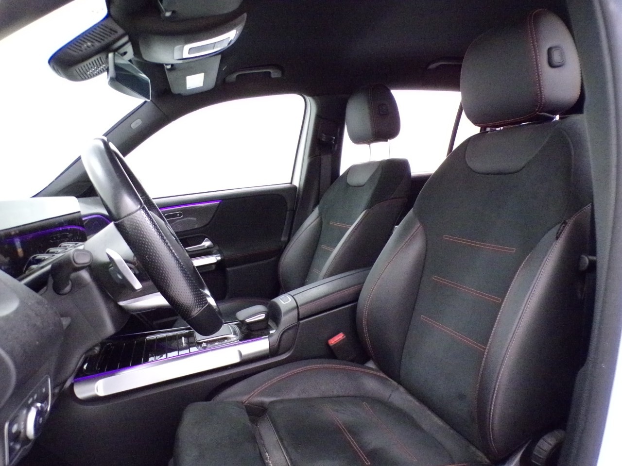 Mercedes GLB GLB 180 D Premium 8G-DCT - 13