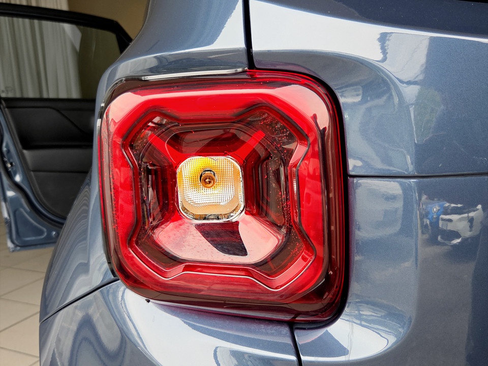 JEEP Renegade 1.5 turbo t4 mhev Summit 2wd dct Ibrida usato - 20