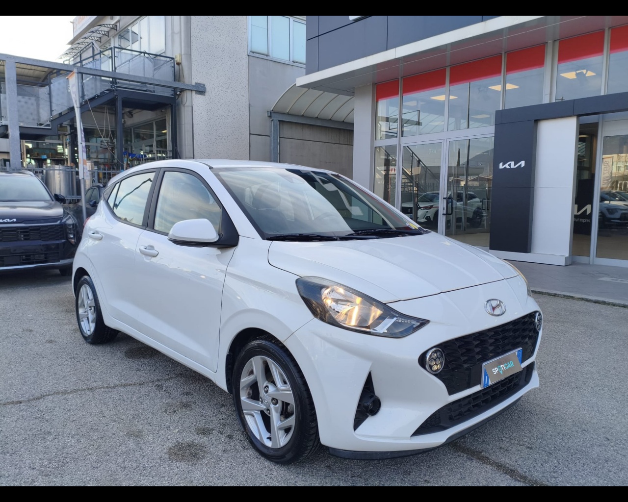 Foto HYUNDAI i10 1.0 Tech econext Gpl