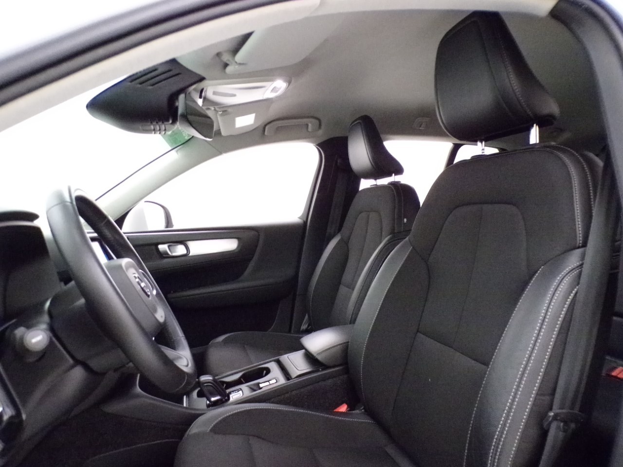 Volvo XC40 XC40 1.5 T3 Business Plus Geartronic - 13