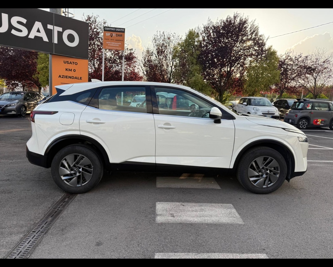 Foto NISSAN Qashqai 1.3 mhev Business 2wd 158cv xtronic