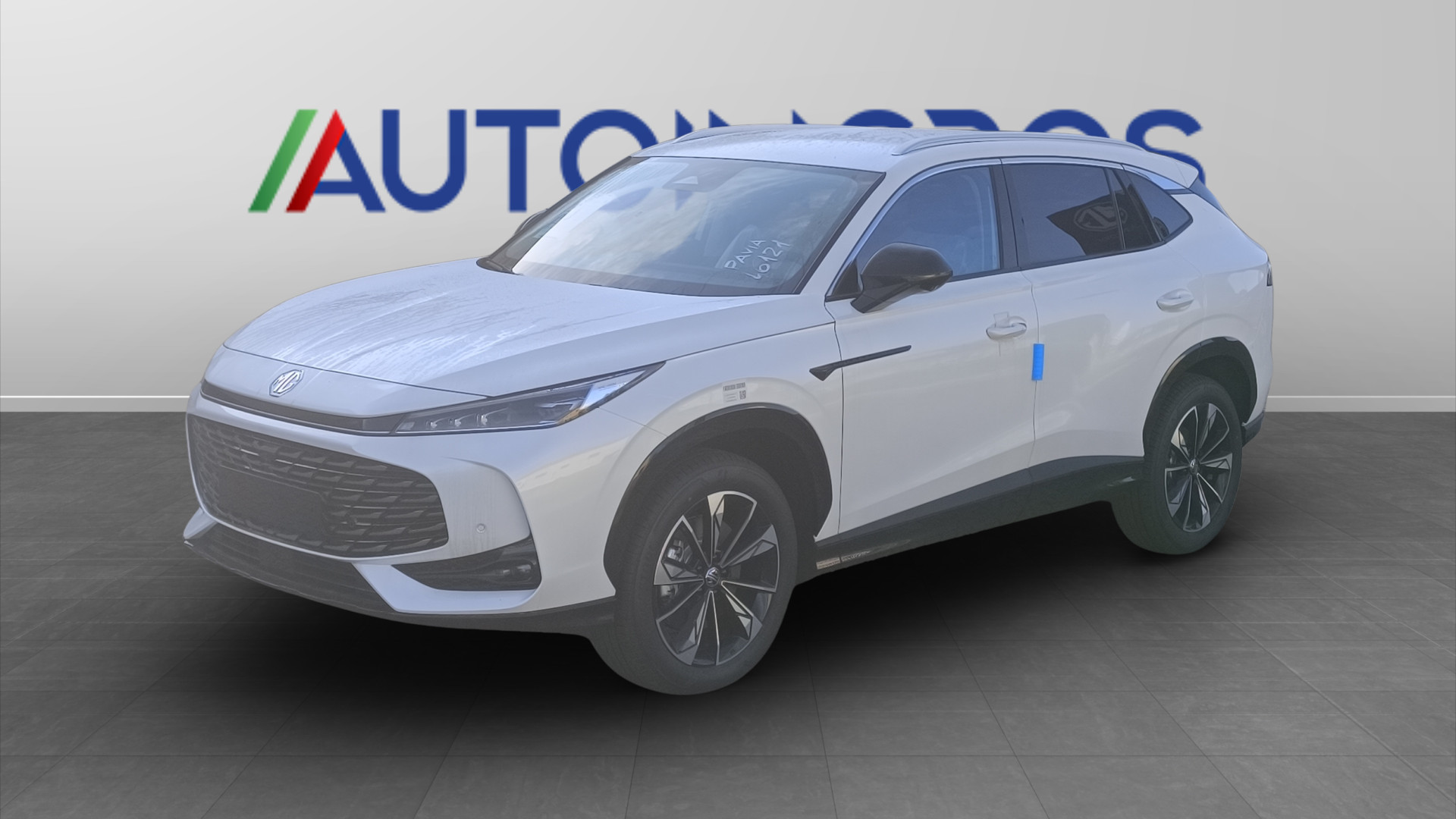 MG Hs Nuova HS HEV Luxury White