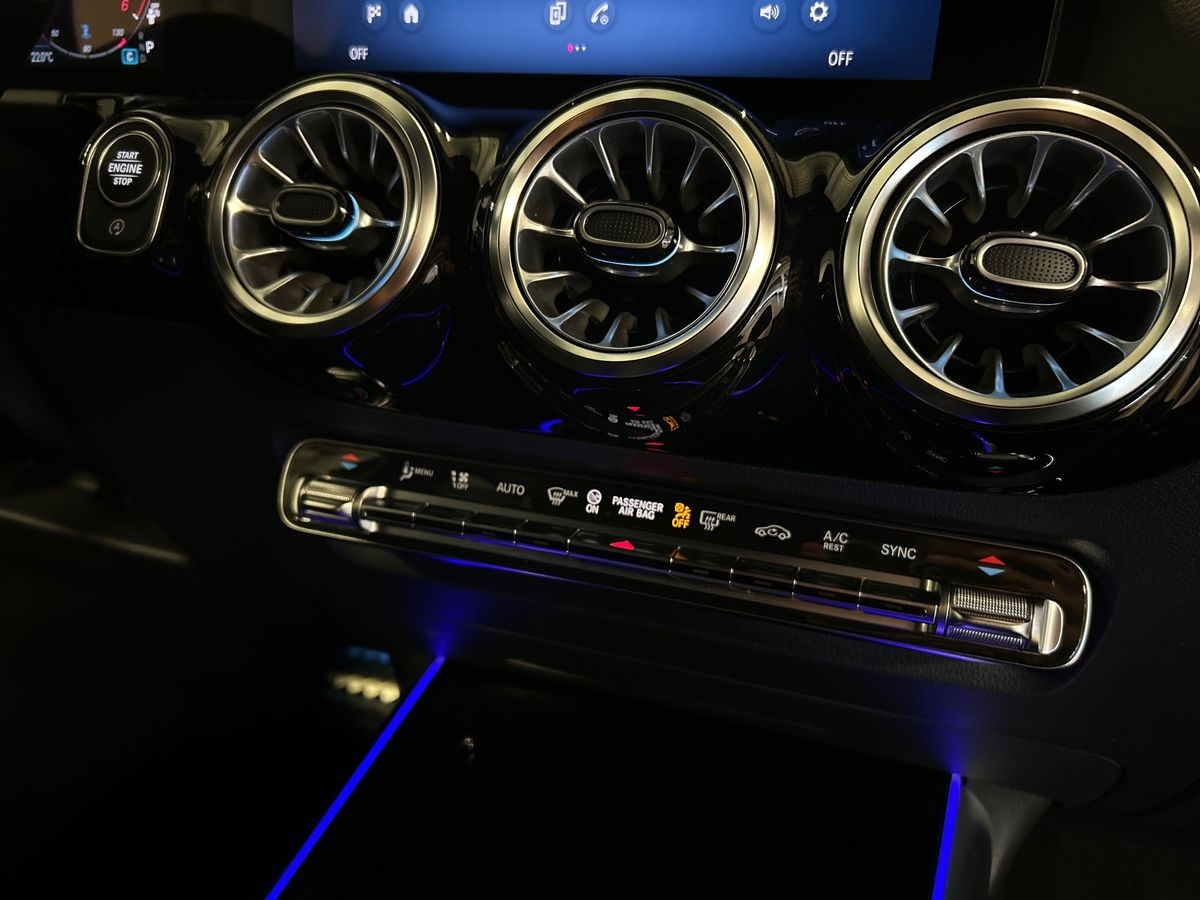 Mercedes GLA GLA 200 D AMG Line Advanced Plus 4Matic 8G-DCT - 14