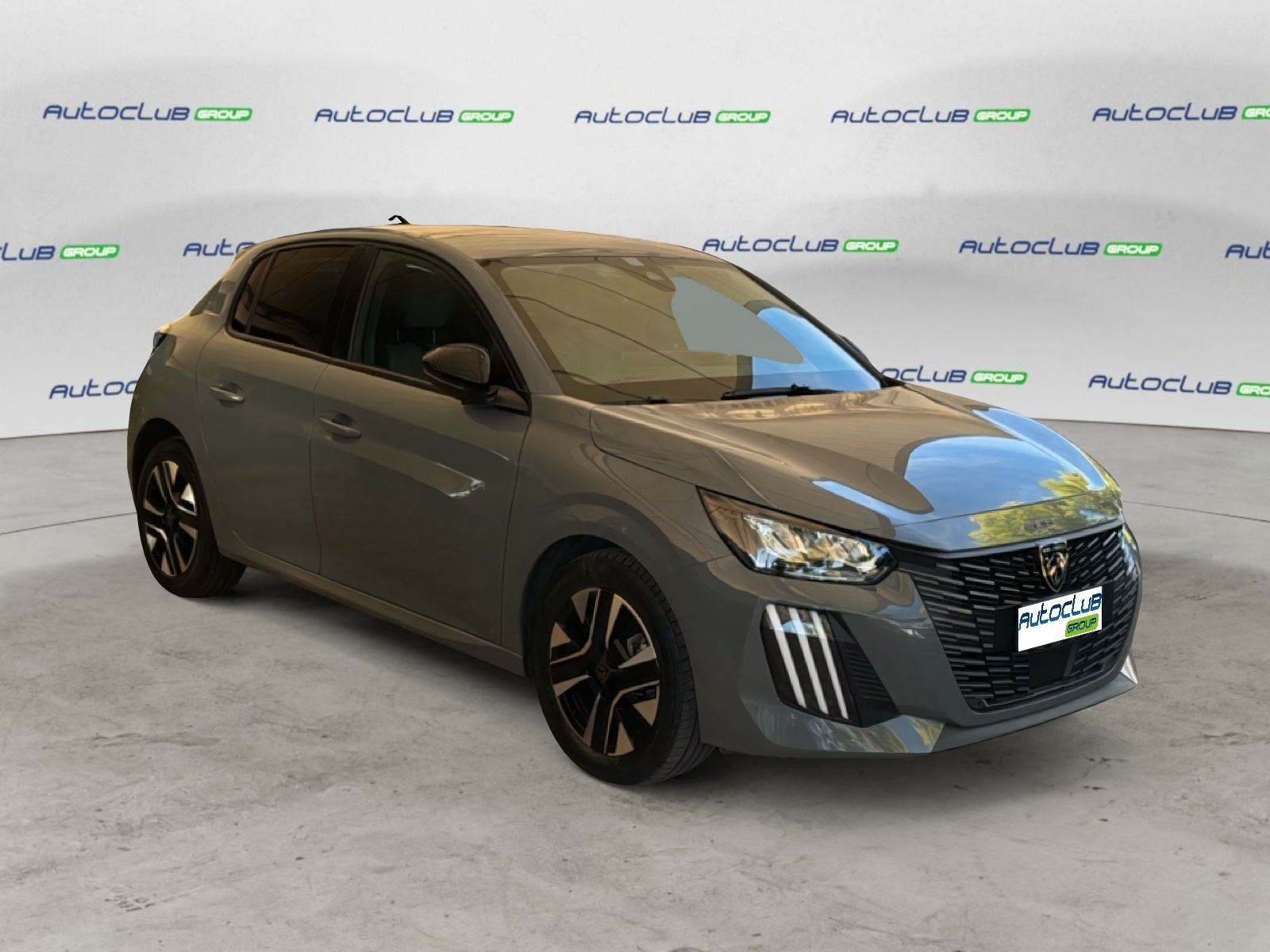 Peugeot 208 1.2 Puretech Allure S&s 100cv Usato 2025 [0] Grigio Selenium Taranto