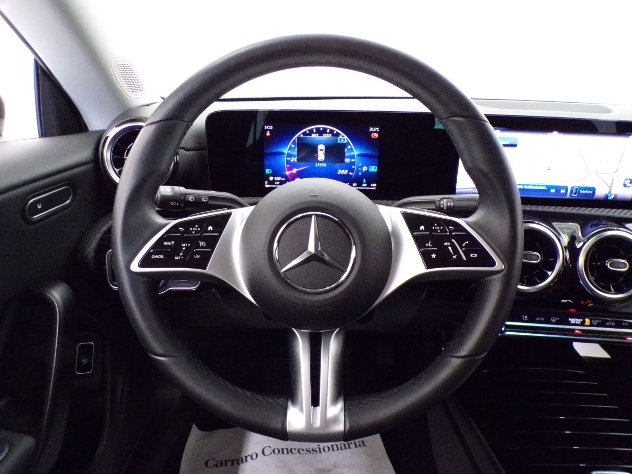 Mercedes  CLA Shooting Brake 180 D Advanced 8G-DCT - 16