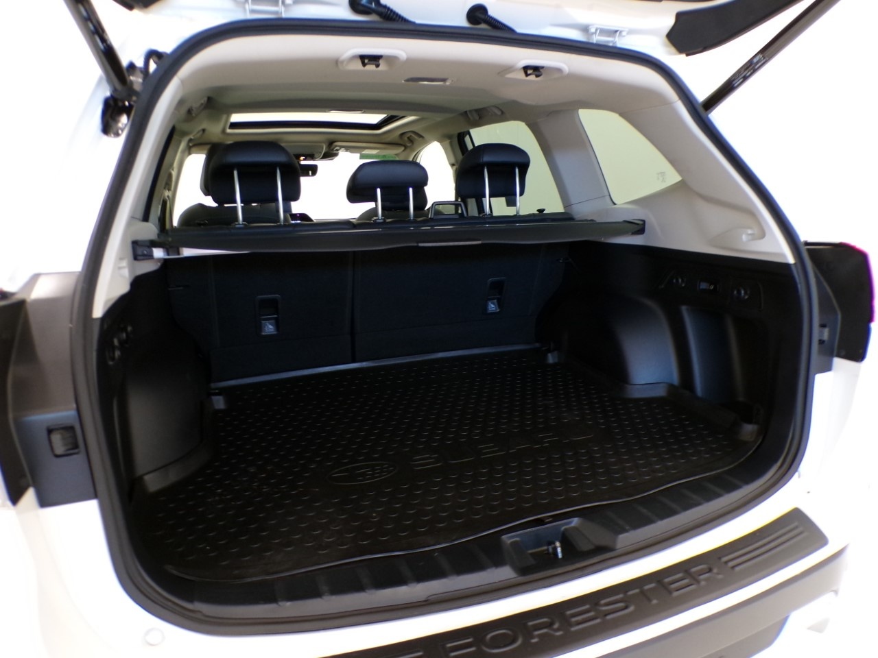 Subaru Forester 2.0 i e-BOXER Premium AWD CVT Lineartronic - 9