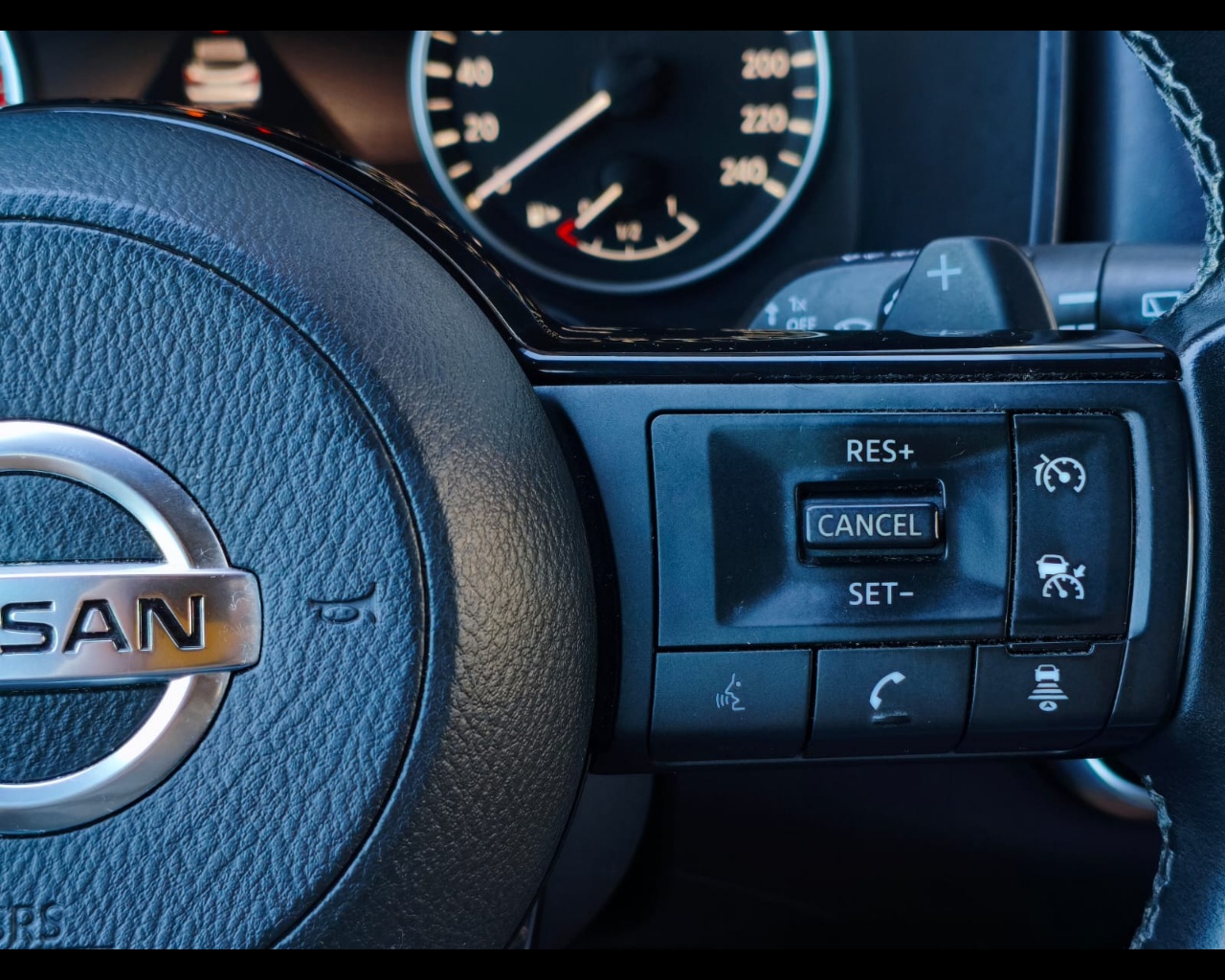 Foto NISSAN Qashqai 1.3 mhev N-Style 2wd 158cv xtronic