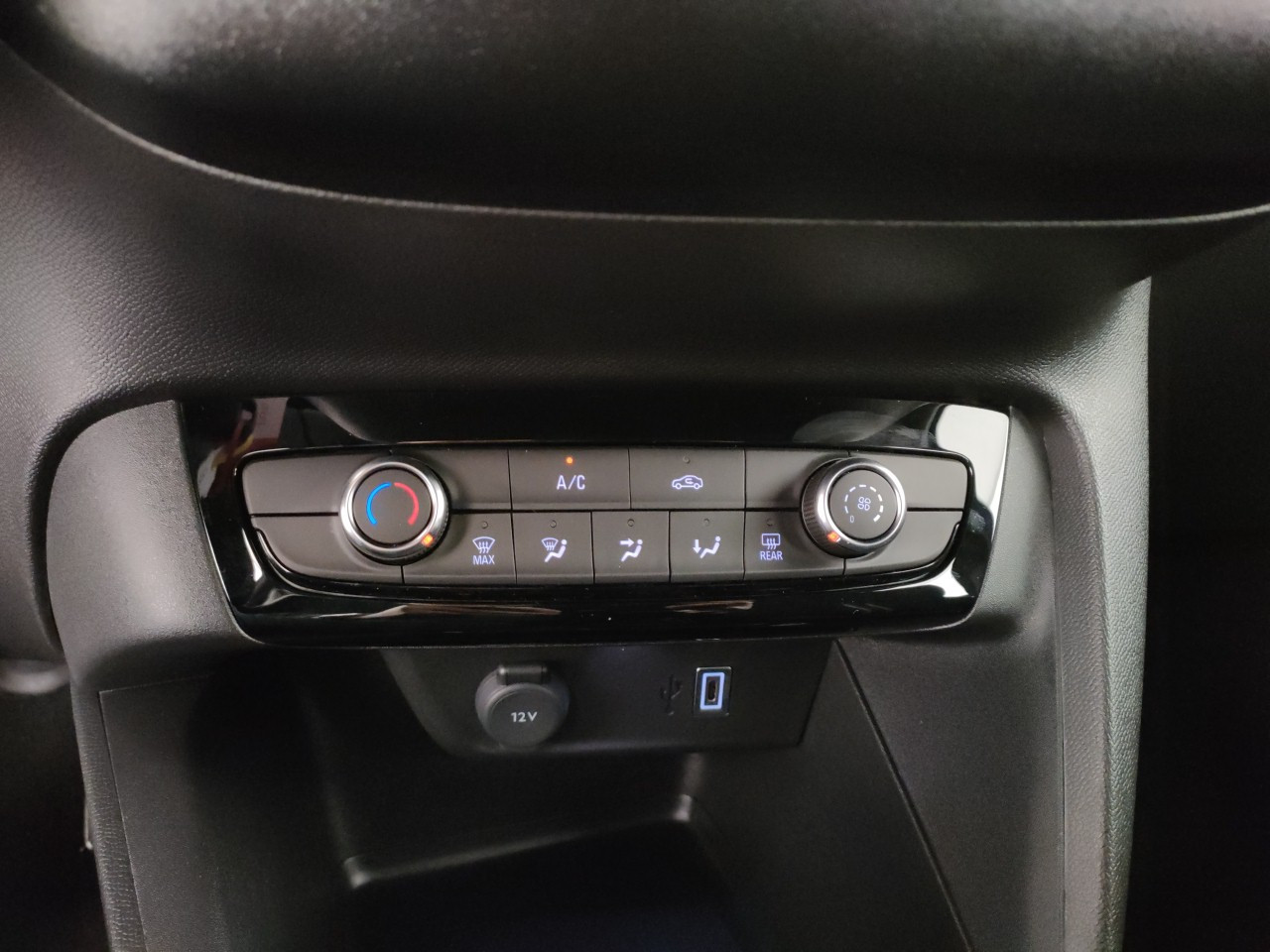 Opel Corsa Nuovo Benzina Corsa Porto Mantovano