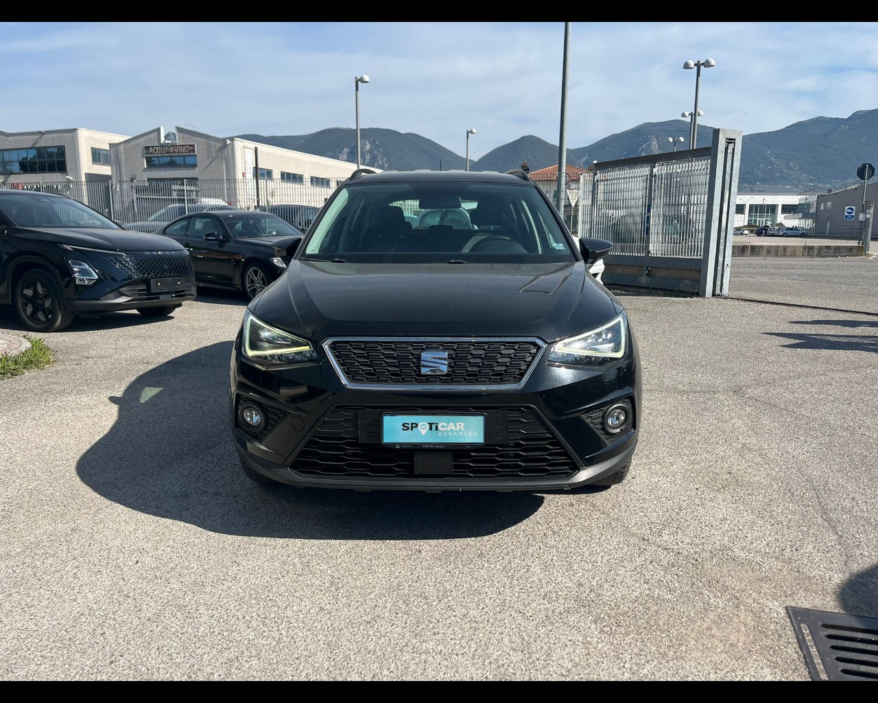 Foto SEAT Arona 1.0 tgi Black Edition 90cv