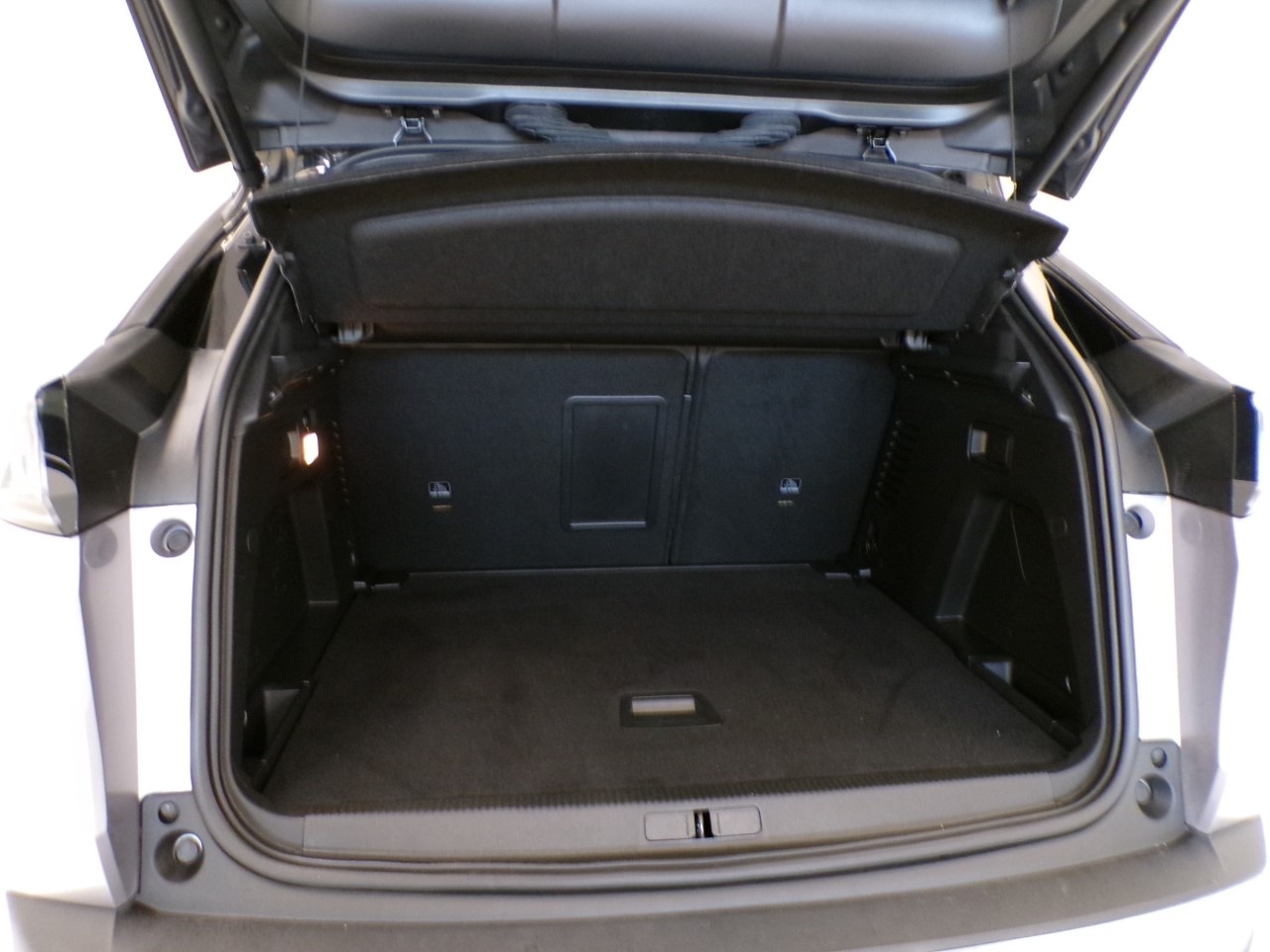 Peugeot 3008 3008 1.2 PureTech Turbo GT Pack EAT8 - 9