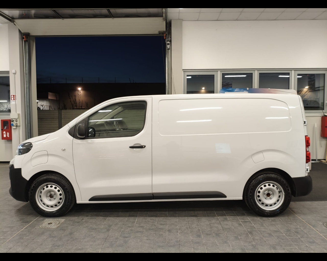 Foto PEUGEOT e-EXPERT Standard- Pacco batteria 75 kWh