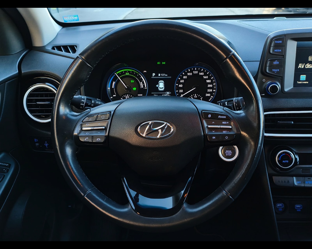 Foto HYUNDAI Kona 1.6 hev Xprime Safety Pack 2wd dct