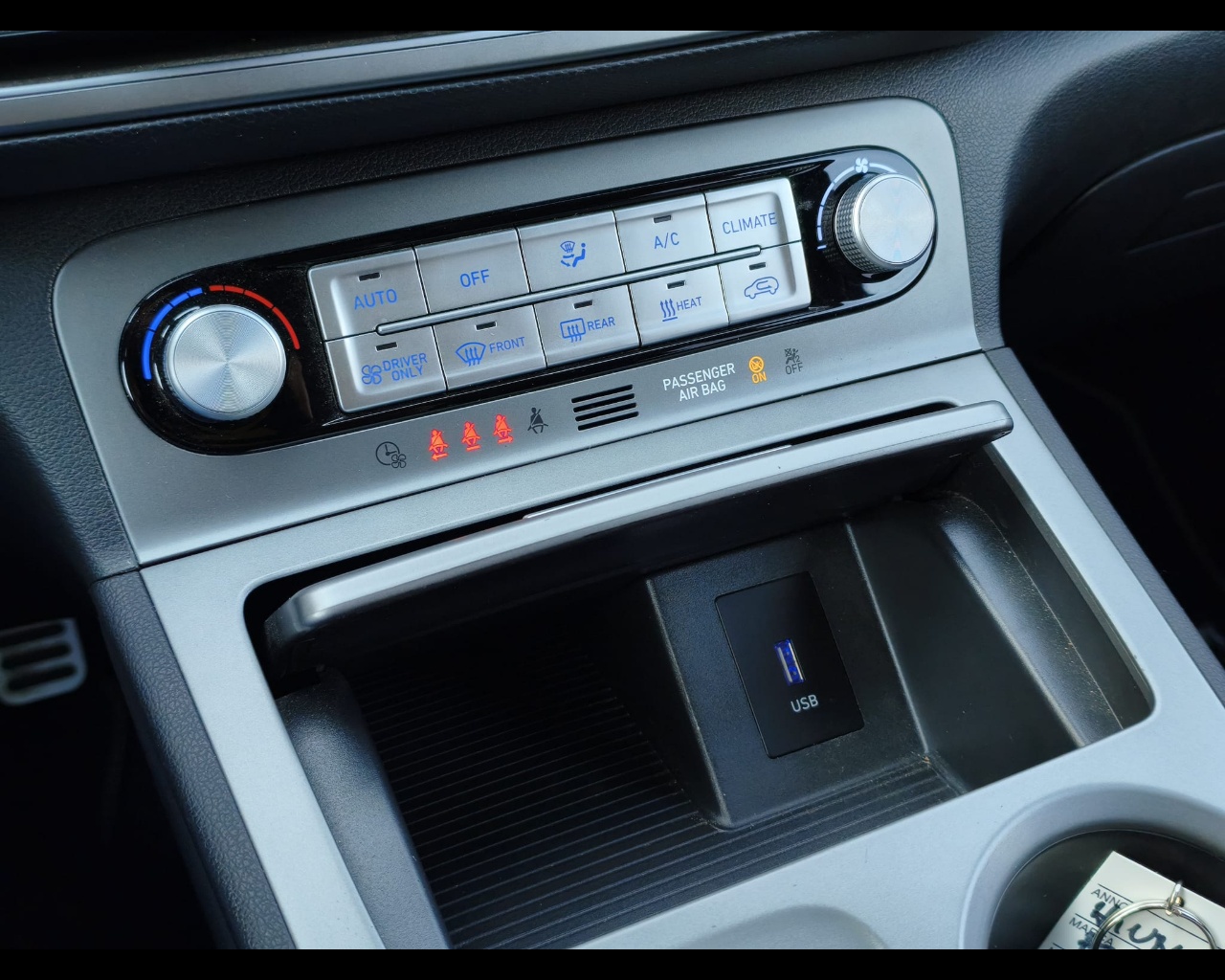 Foto HYUNDAI Kona 64 kWh EV Xline 204cv