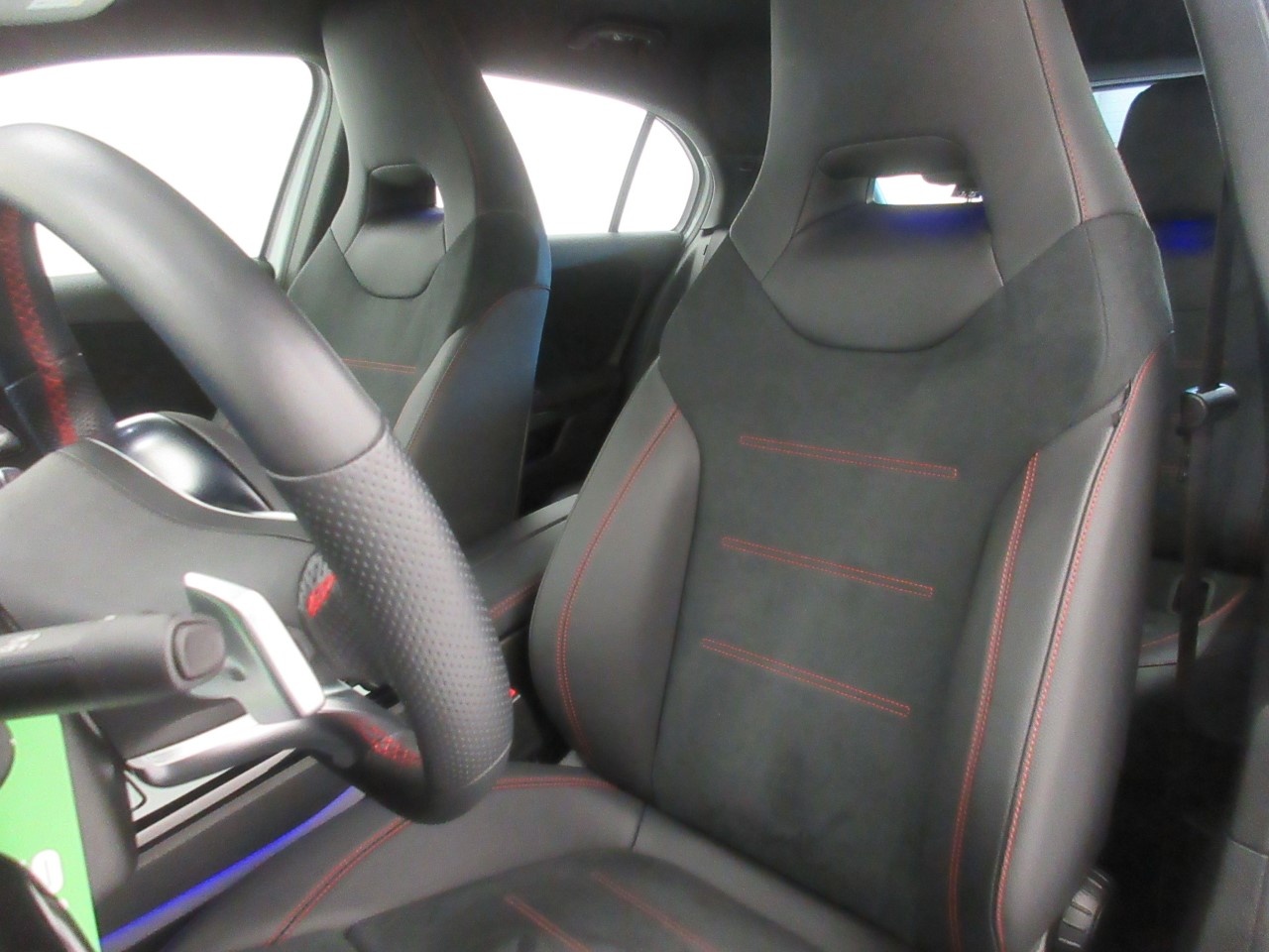 Mercedes Classe A Classe A 200 D Premium 4Matic 8G-DCT - 12