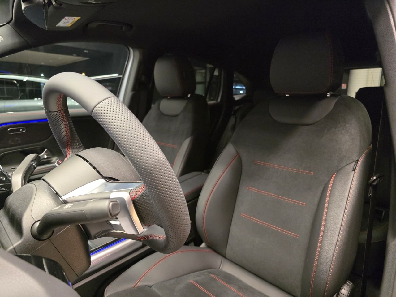 Mercedes GLA GLA 250e Plug-in hybrid Automatic AMG Line Extra - 8