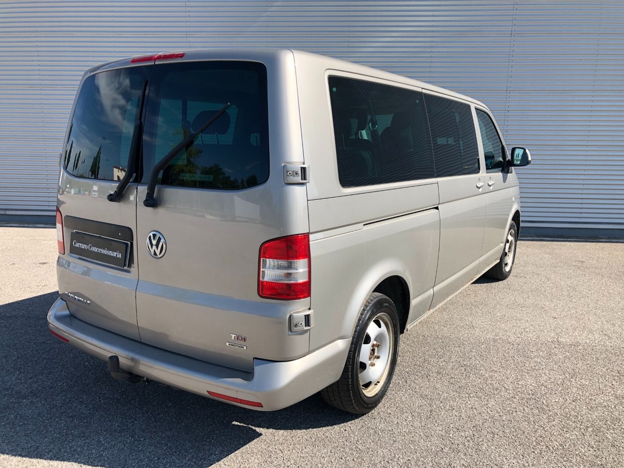 Volkswagen T5 Caravelle caravelle 2.0 bitdi 180cv 3.2t Co. 4m. p.l. - 2