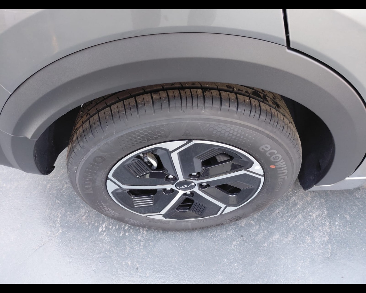 Foto KIA NIRO 1.6 MY25 HEV BUSINESS