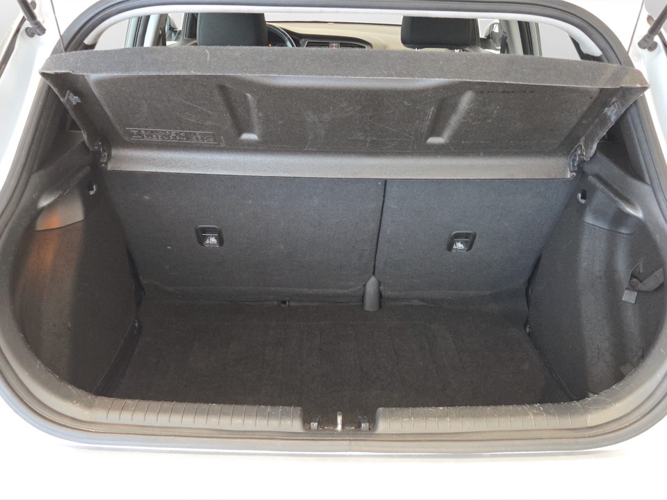 HYUNDAI i20 5p 1.2 mpi Tech 75cv Benzina usato - 17